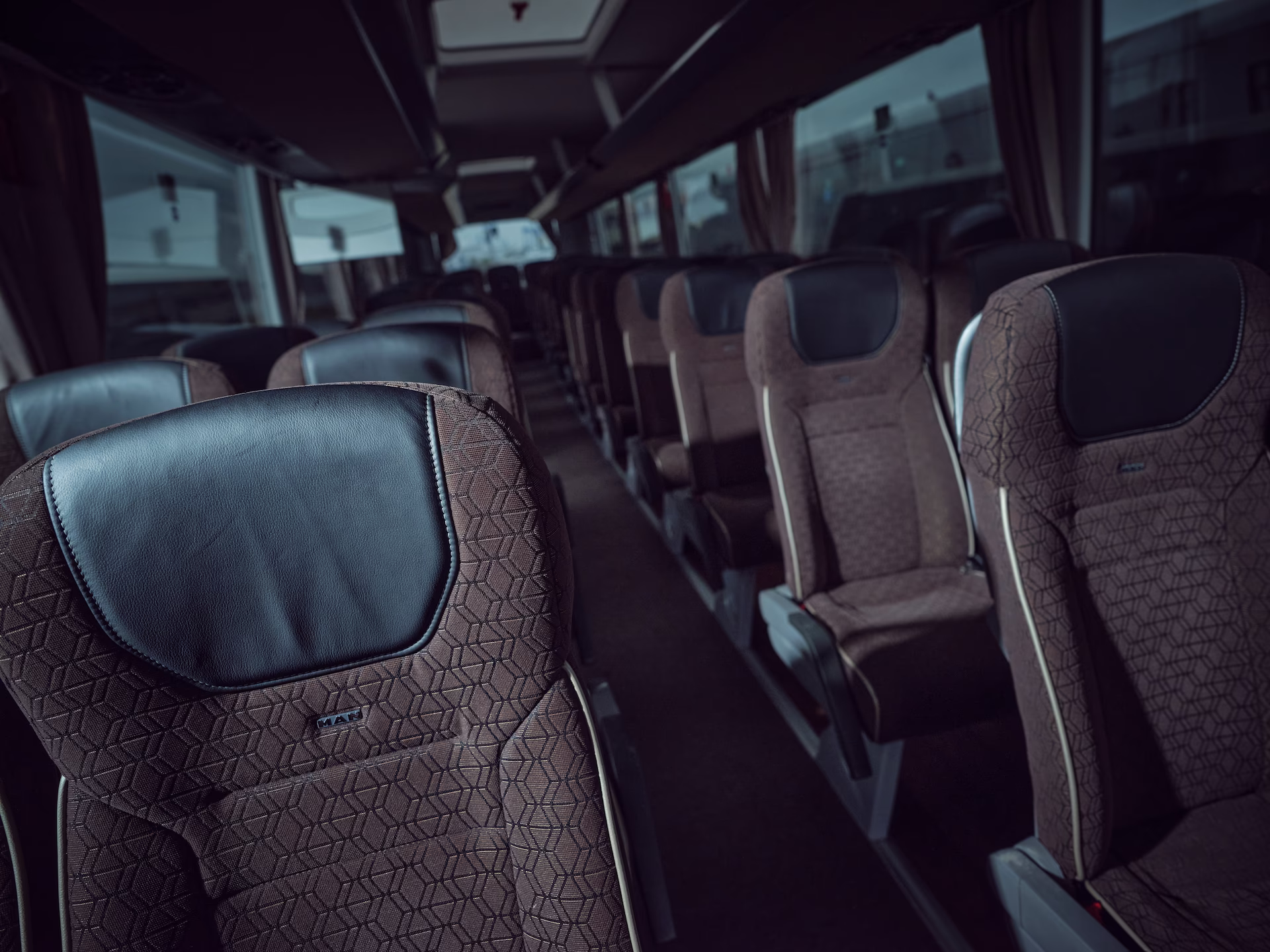 Fahrgastraum eines Reisebusses der agt