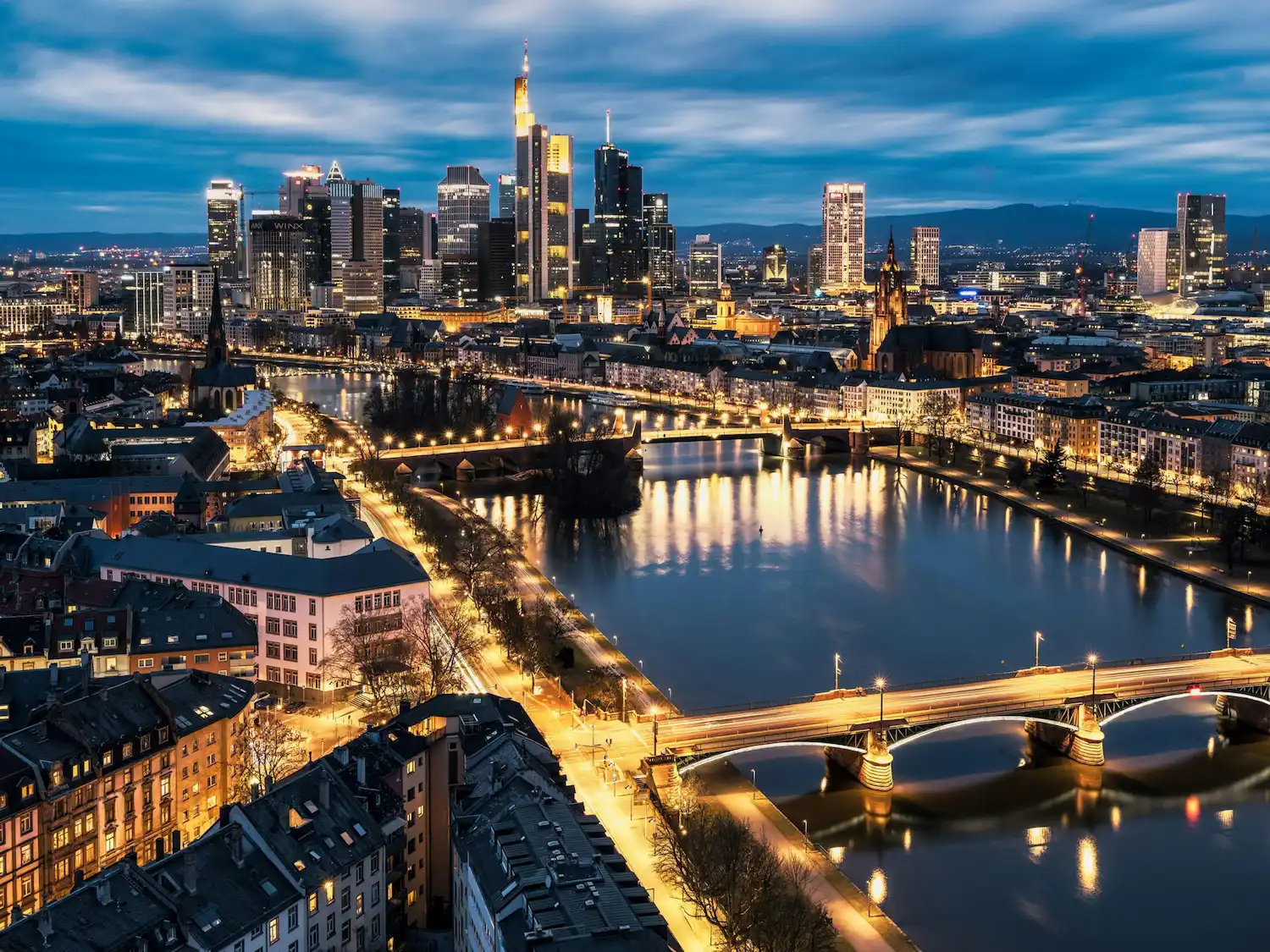 Frankfurt am Main Skyline Nacht
